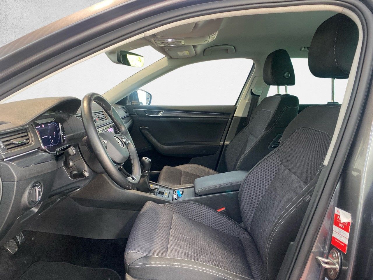 Skoda Superb Combi Style 2.0 TDI NAVI AHK KAM ACC LED foto 9