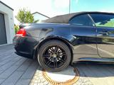 BMW 630i Cabrio - E64 - BMW 6 Series: E64