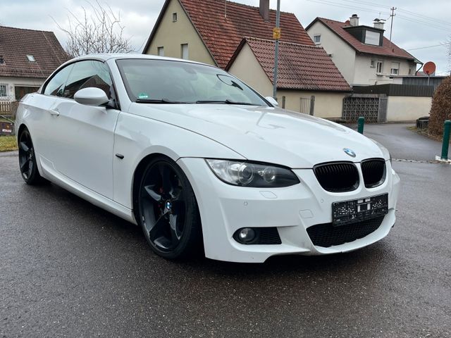 BMW 335i Cabrio*M- Paket*NAvi*Xenon*Leder*Automatik*