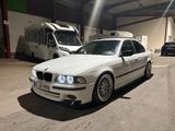 BMW 525i M Sport - BMW 525 aus 2003: 525i