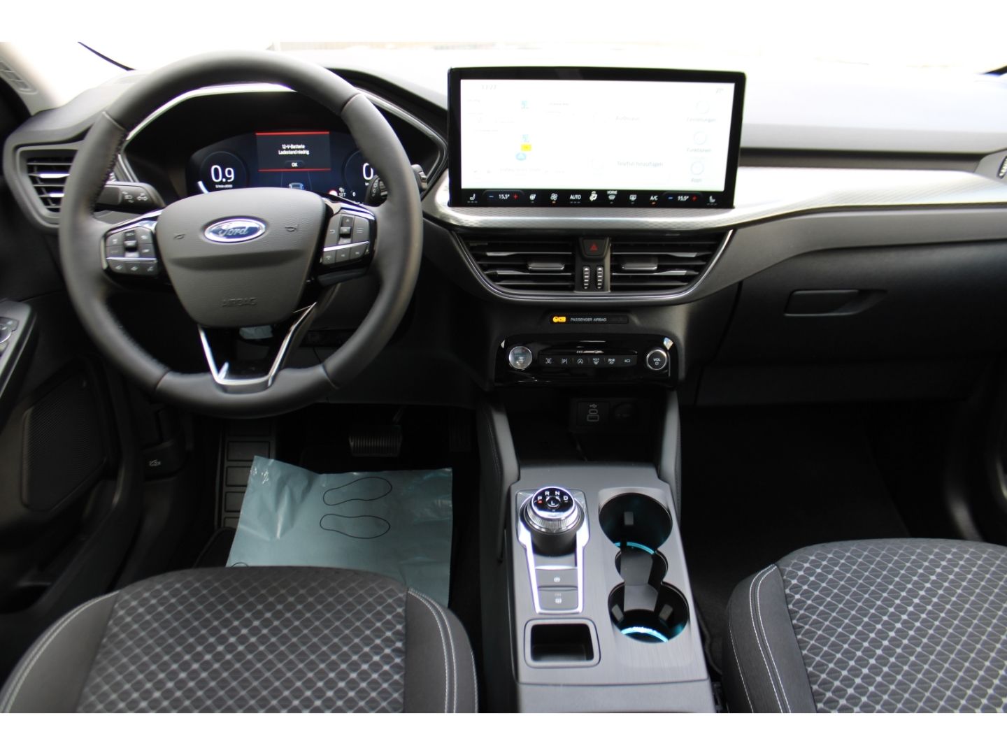 FORD Kuga 1,5 EcoBoost Titanium ACC LED 360 Gr. Navi - Image 12