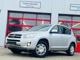Toyota RAV 4 4x4 /2HAND/AHK/ALU/TEMPOMAT/KLIMAAUTOMATIK - Toyota RAV 4 mit Diesel-Antrieb: Allradantrieb, Geländewagen