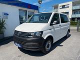 Volkswagen T6 Transporter Bus Caravelle Trendline - Volkswagen T6 Transporter in Bielefeld