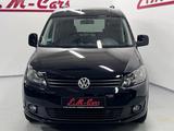 Volkswagen Caddy DSG Rollstuhllift Selbstfahrer 3329km - Volkswagen Caddy mit Diesel-Antrieb