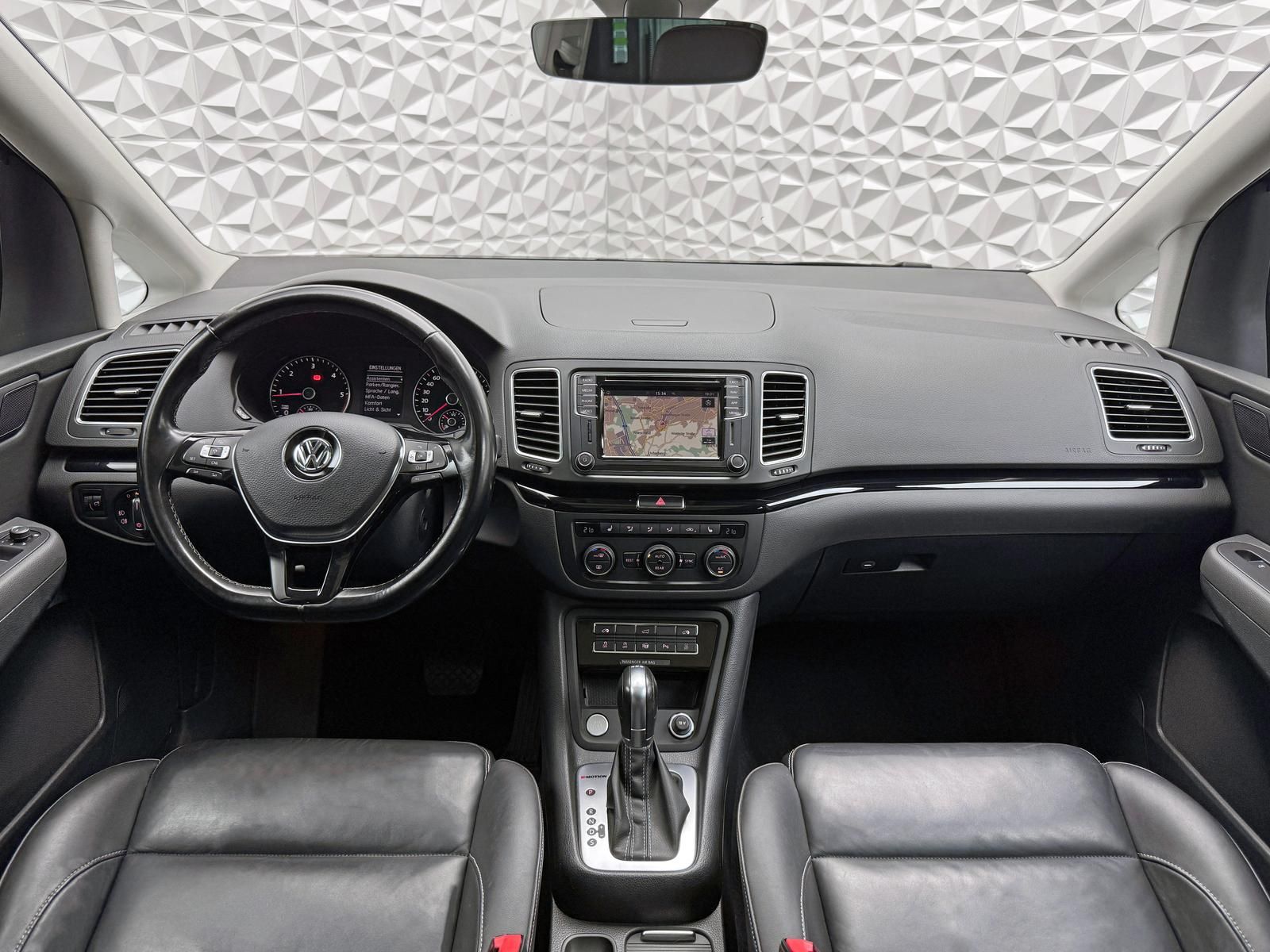 Fahrzeugabbildung Volkswagen 2.0 TDI*4MOTION*PANORAMA*AHK*ACC*ELEKTR-STĂREN