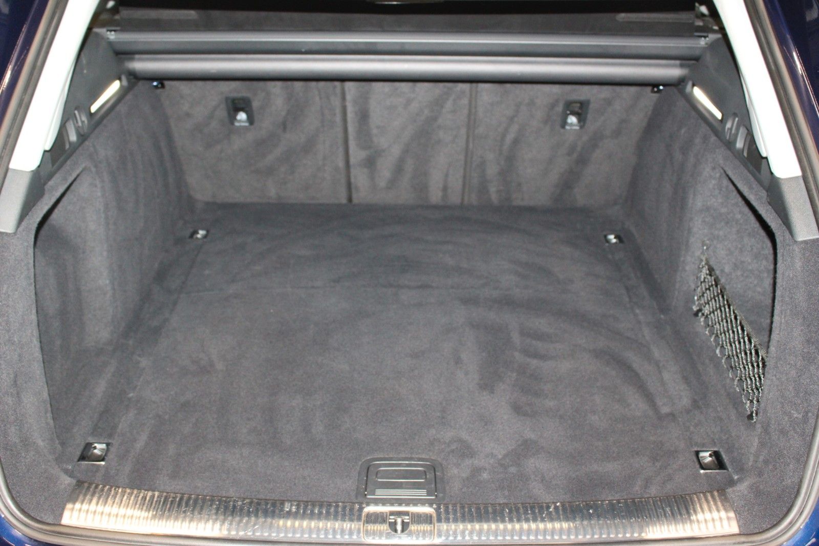 Fahrzeugabbildung Audi A4 40 TDI S tronic  Avant*Kamera*Navi*Ambiente.