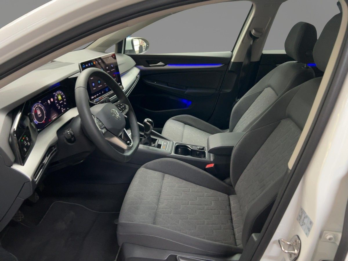 Volkswagen Golf - Bild 9