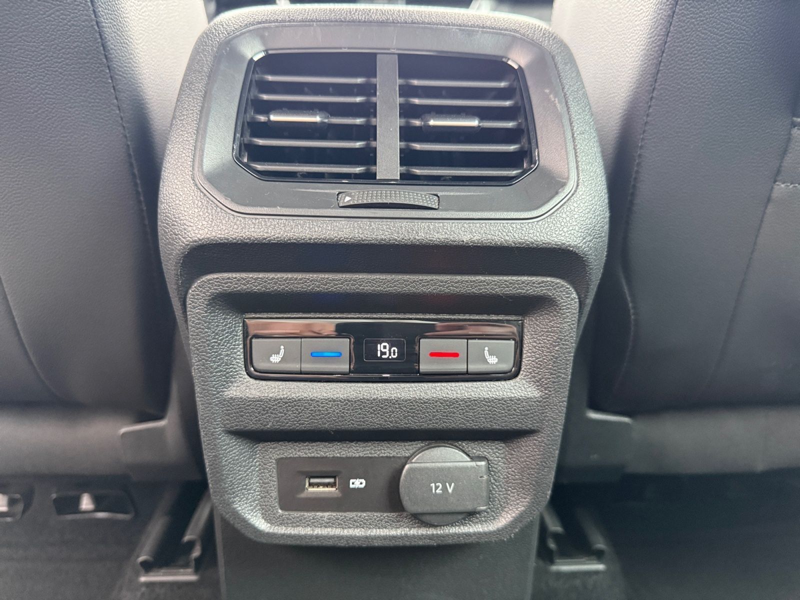 Fahrzeugabbildung SEAT Tarraco 2.0 TDI Xcellence 4Drive AHK 20" BEATS