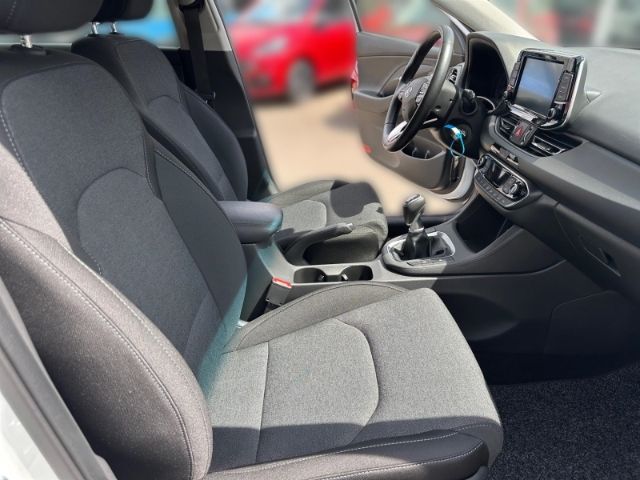 Fahrzeugabbildung Hyundai i30 Edition 30 Apple CarPlay Android Auto Mehrzo