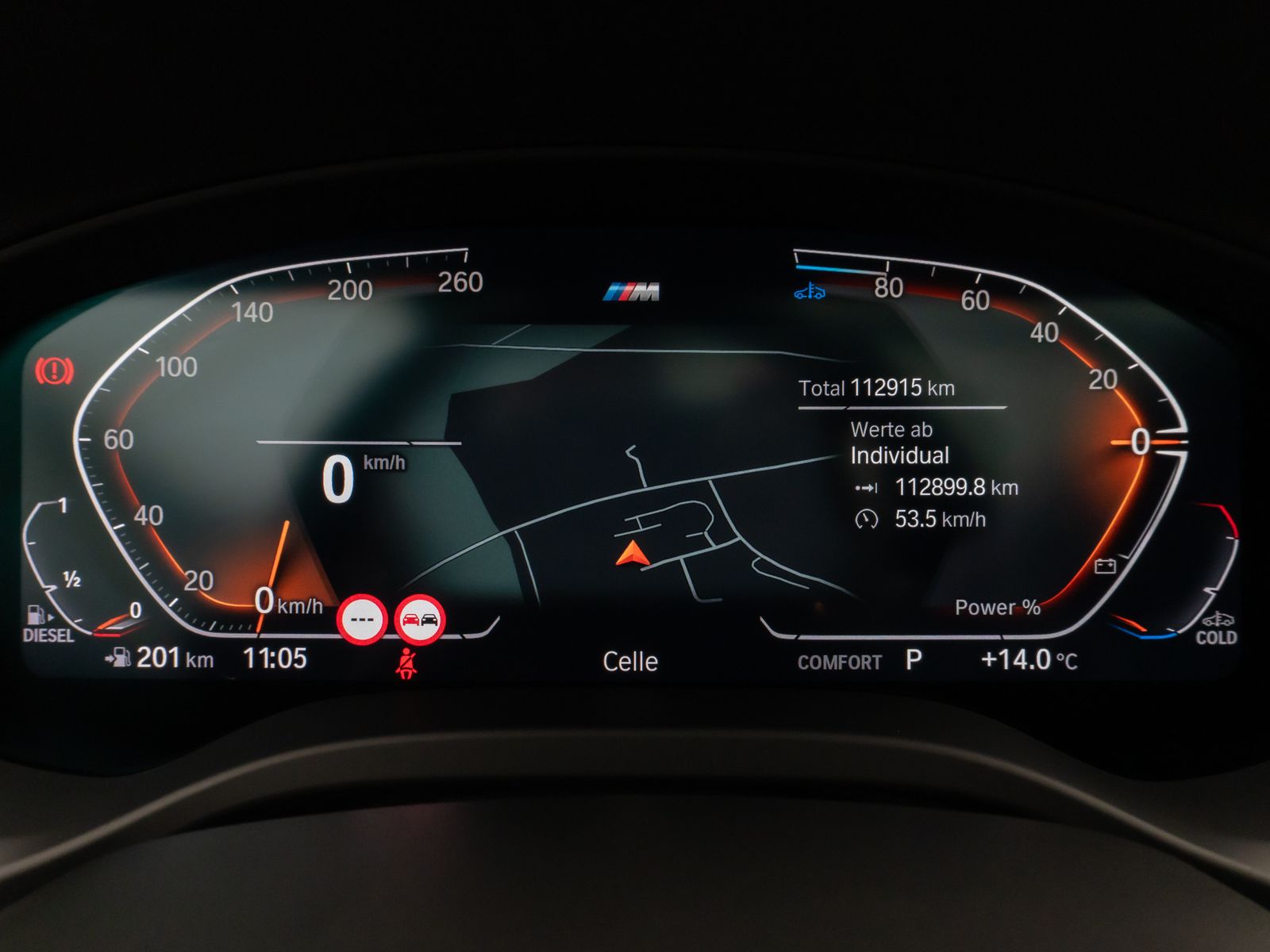 Fahrzeugabbildung BMW X3 xD20d M Sport Panorama Kamera Laser HUD HiFi