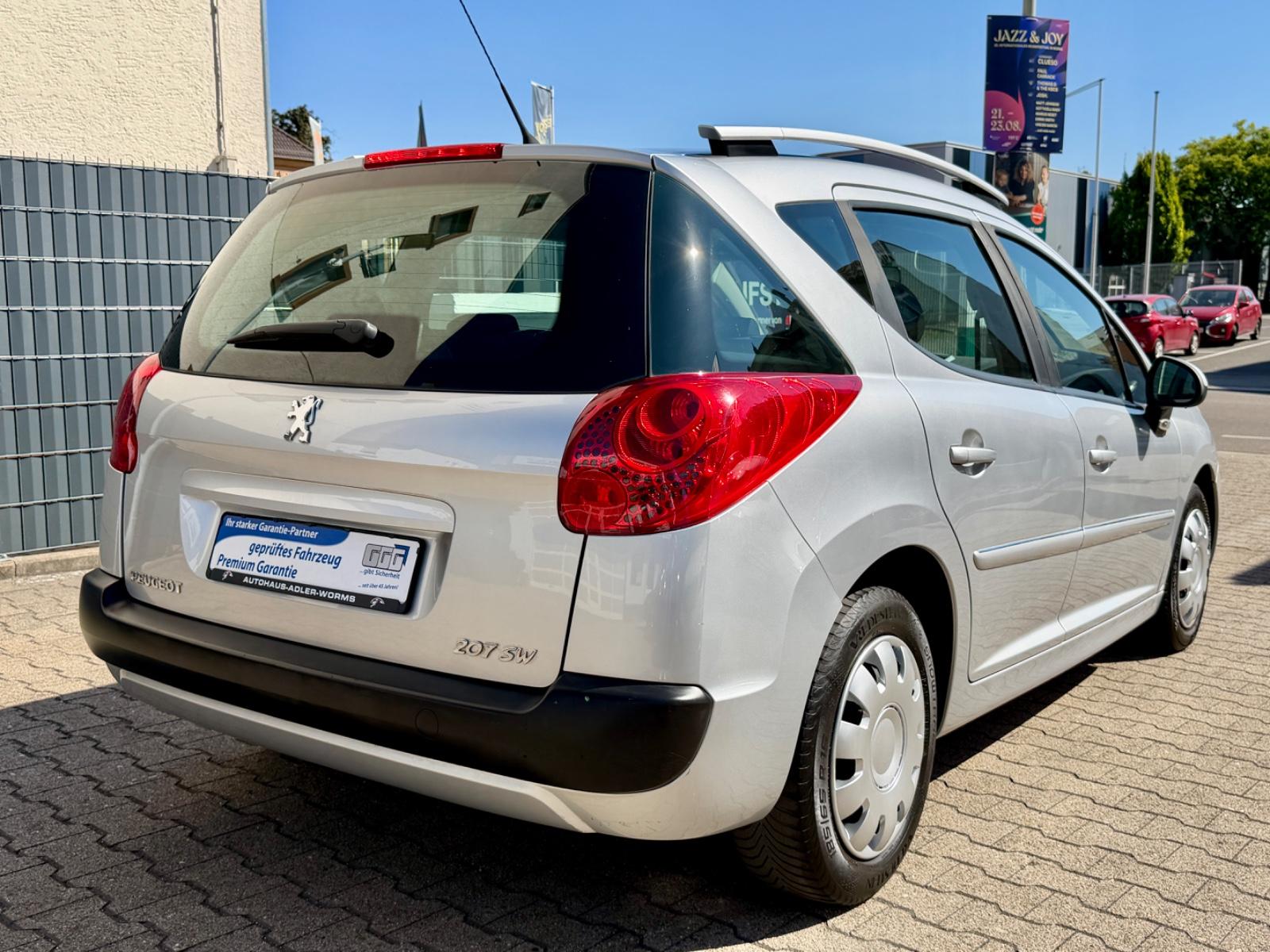 Peugeot 207 2011 — photo 22