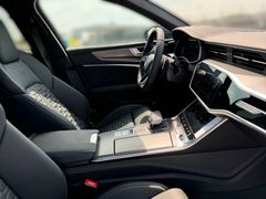 AUDI RS6 Performance  Keramik/Pano/DRC/Garantie