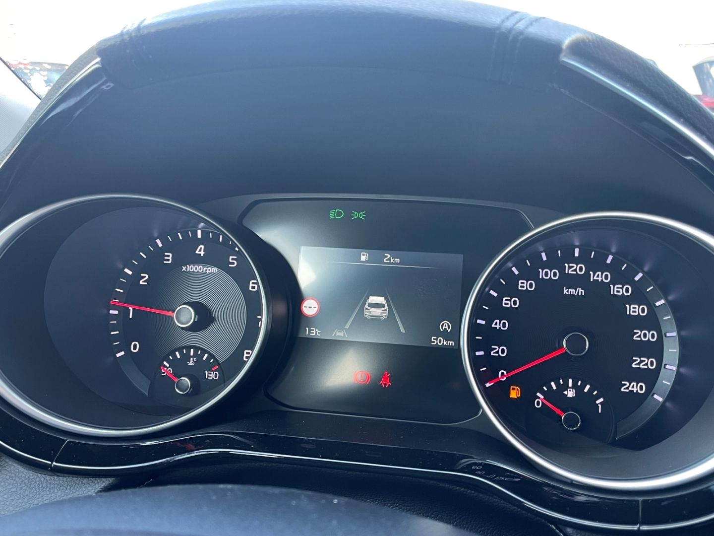Fahrzeugabbildung Kia XCeed Vision LED Kamera Verkehrszeichenerk Navi