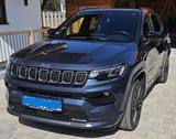 Jeep Compass 1.3l T4-PHEV 177kW Summit Automatik ... - Jeep Compass Summit mit Hybrid-Antrieb (Benzin/Elektro)