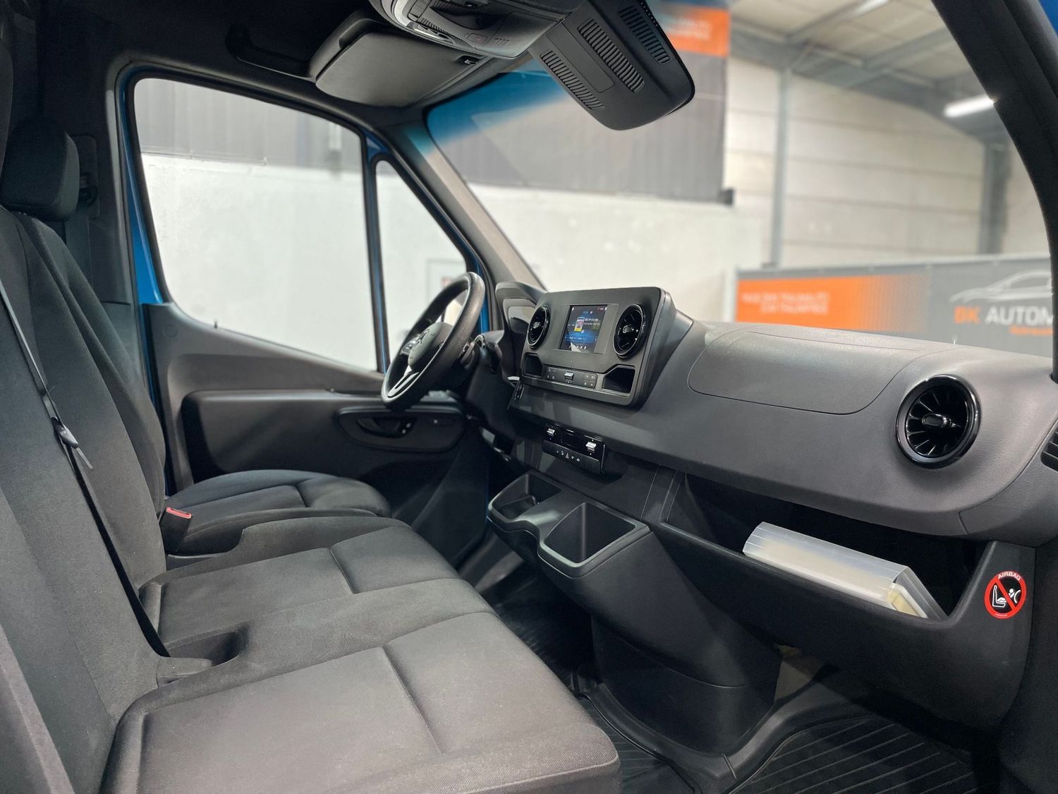 Fahrzeugabbildung Mercedes-Benz Sprinter 317CDI Maxi L4/H3 9G #LED#Kamera#Klima