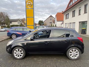 Bild 2 Opel CORSA 150 JAHRE WENIG KILOMETER MIT SCHECKHEFT