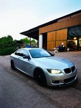 BMW Bmw E92 335i Coupe Schalter - BMW 335 aus 2009: Coupé, 335i