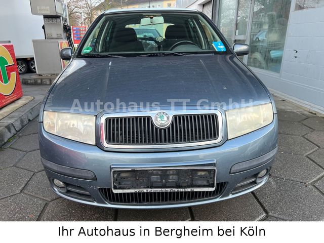 Skoda Fabia 1.4 16V 55 kW Elegance Sedan