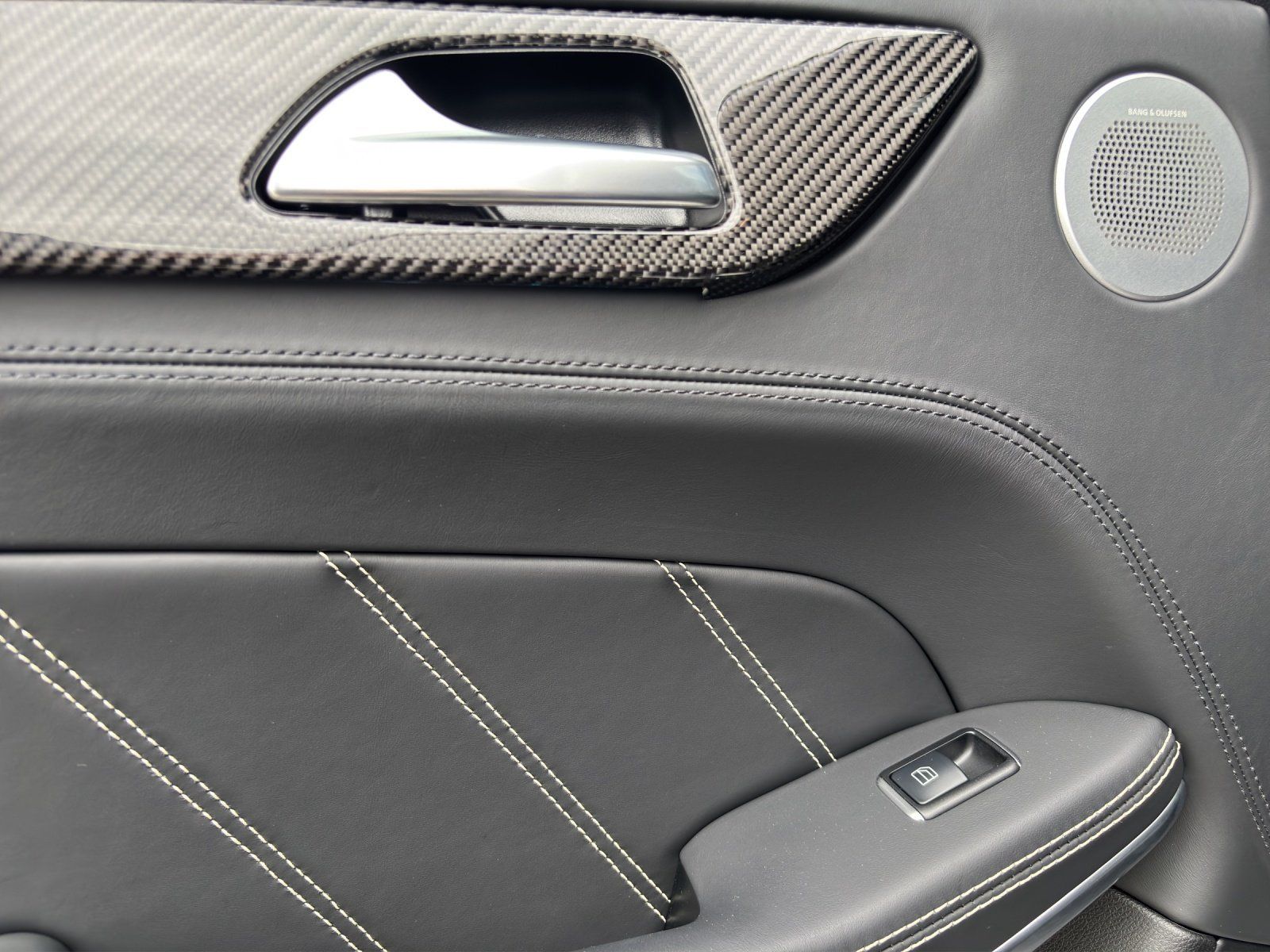 Fahrzeugabbildung Mercedes-Benz GLS63AMG Standhz B&O Drivers AHK Masage ACS Pano