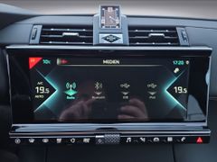 Fahrzeugabbildung DS Automobiles DS 7 1.6 E-Tense 225 Grand Chic