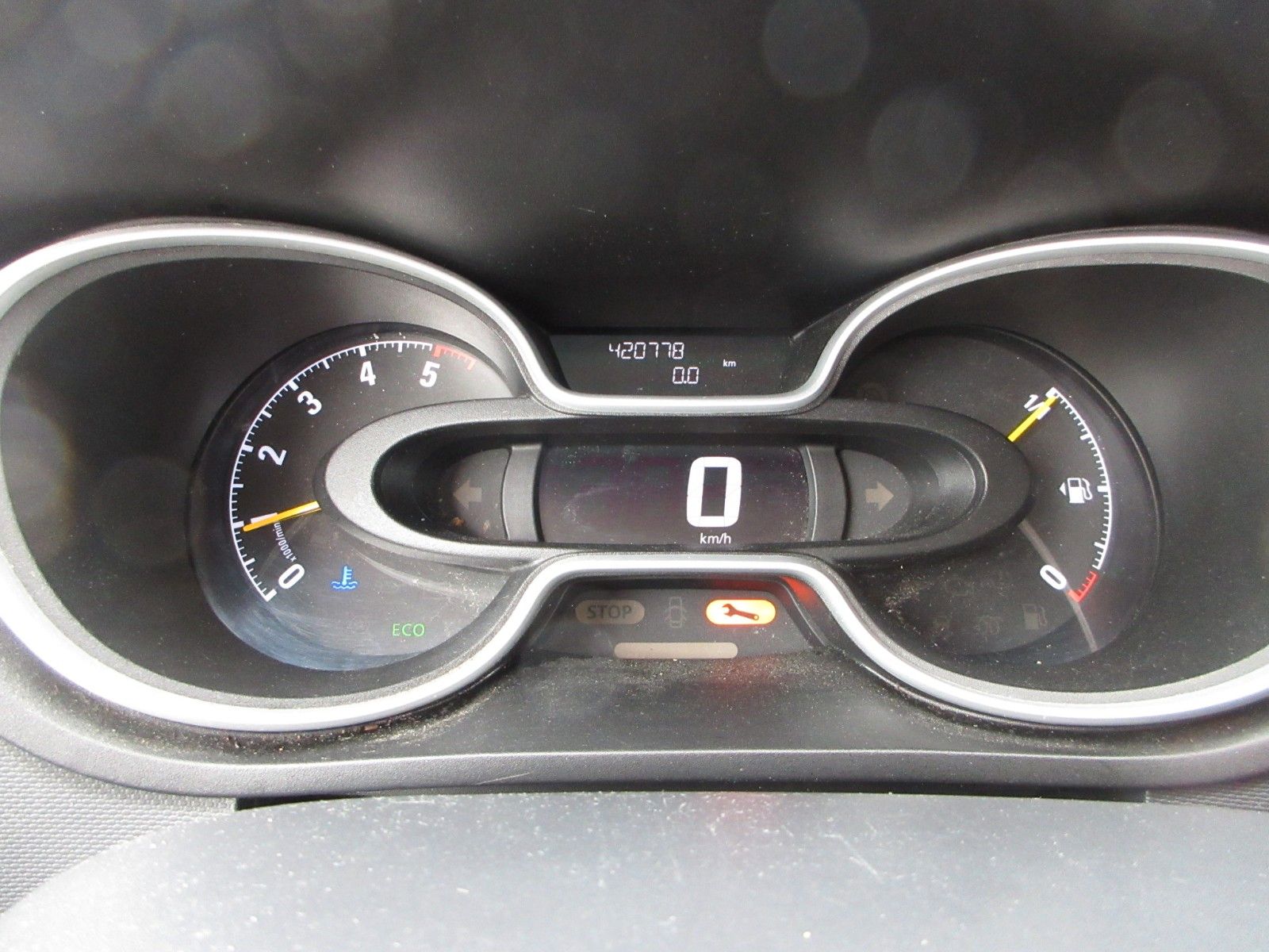 Fahrzeugabbildung Opel Vivaro Kasten L2H1  LED/PDC/TEMPOMAT