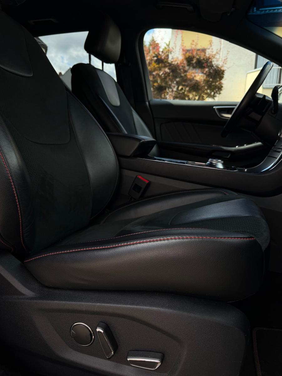 Ford Edge 2,0 l EcoBlue Bi-Turbo 4x4 ST-LINE Auto...