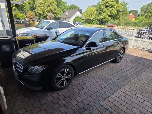 MERCEDES-BENZ Mercedes Benz E-Klasse 200d