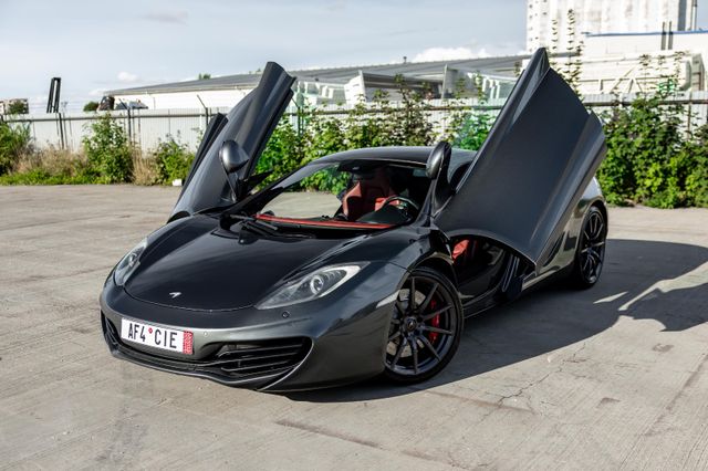 McLaren MP4-12C 3.8 V8 FULL MCLAREN HISTORY  CABON