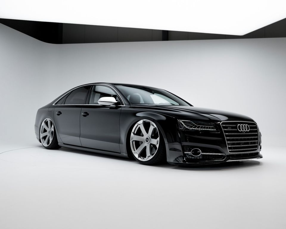 Audi S8