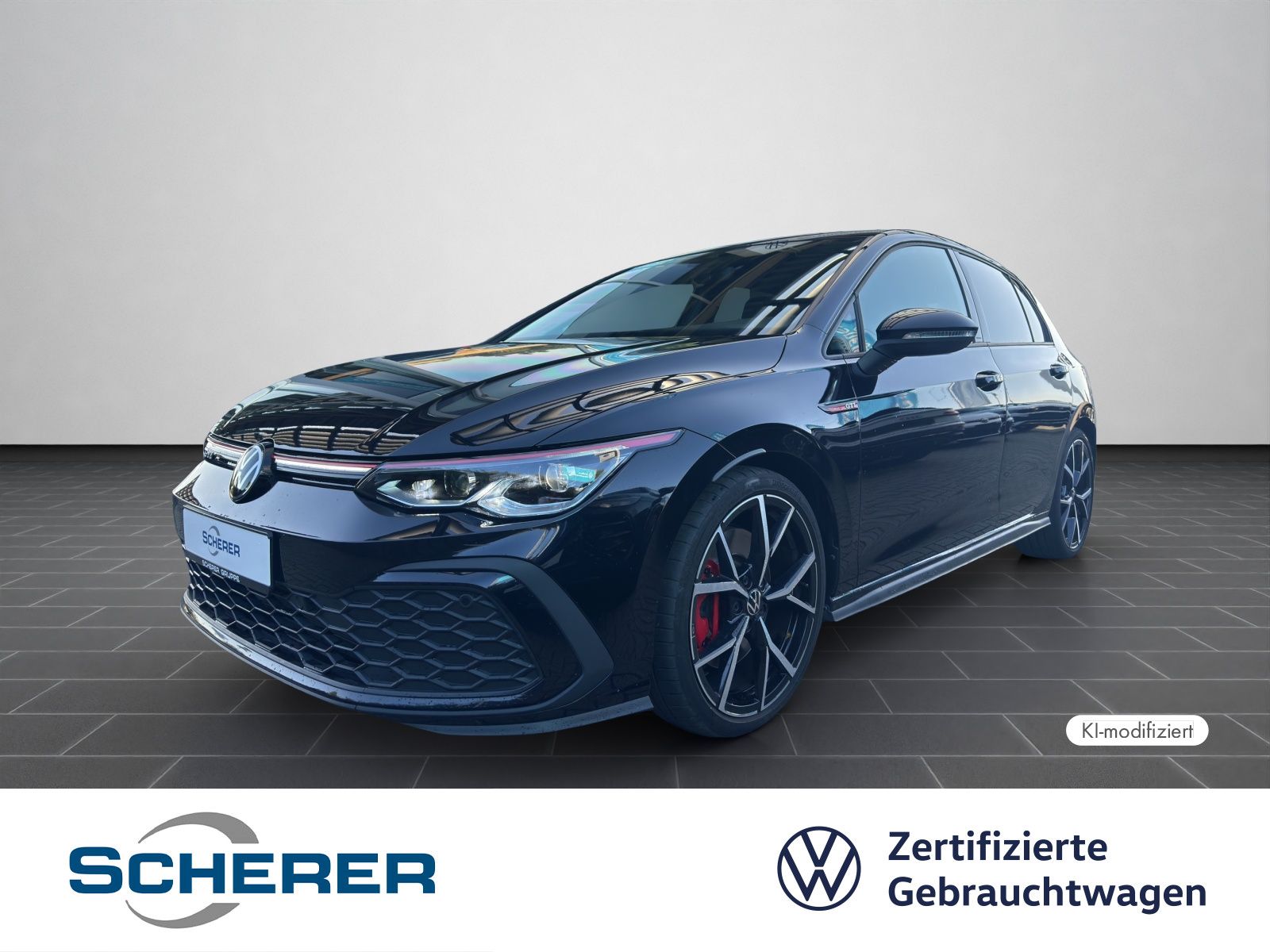 Volkswagen Golf VIII GTI 2.0 TSI DSG MATRIX AHK DCC STANDHZ