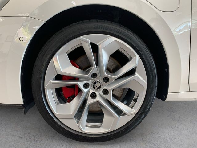 Octavia Combi RS iV 1.4 eTSI MATRIX+NAV+PANO+HUD