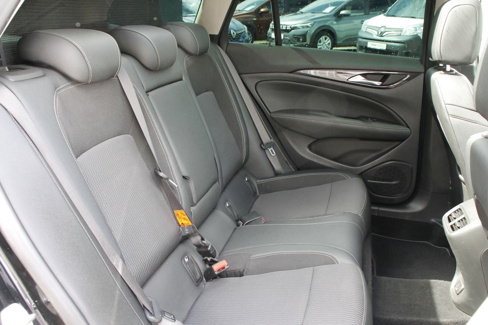 Fahrzeugabbildung Opel Insignia 2.0 CDTI 4x4 Dynamic