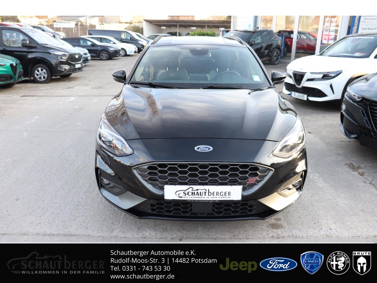 Ford Focus Turnier ST AD AHK-klappbar Navi Soundsyste