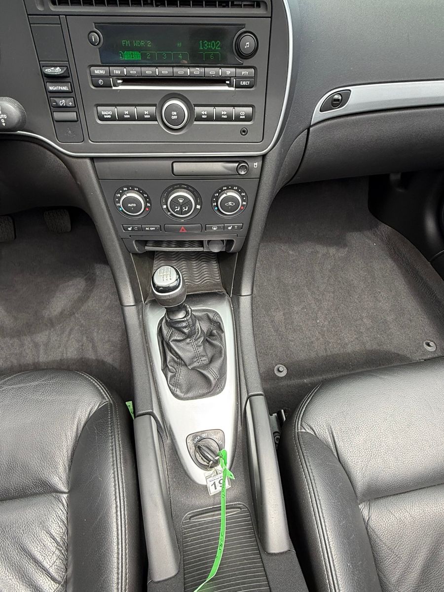 Fahrzeugabbildung Saab 9-3 Cabriolet Vector