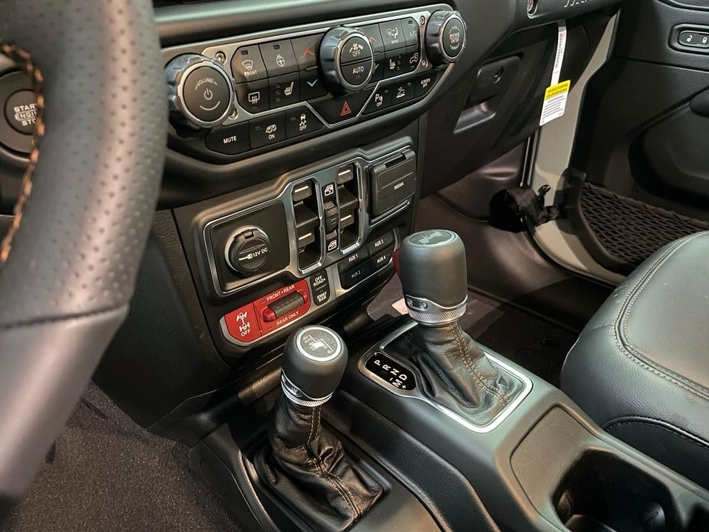 Fahrzeugabbildung Jeep 392 UNLIMITED RUBICON 6.4L-V8