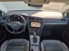 Fahrzeugabbildung Volkswagen Golf VII Variant Comfortline 4Motion Navi LED