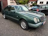 Mercedes-Benz E 230 Klimaautomatik - Mercedes-Benz E 230 aus 1996