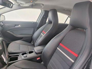 Mercedes A 180 - 9