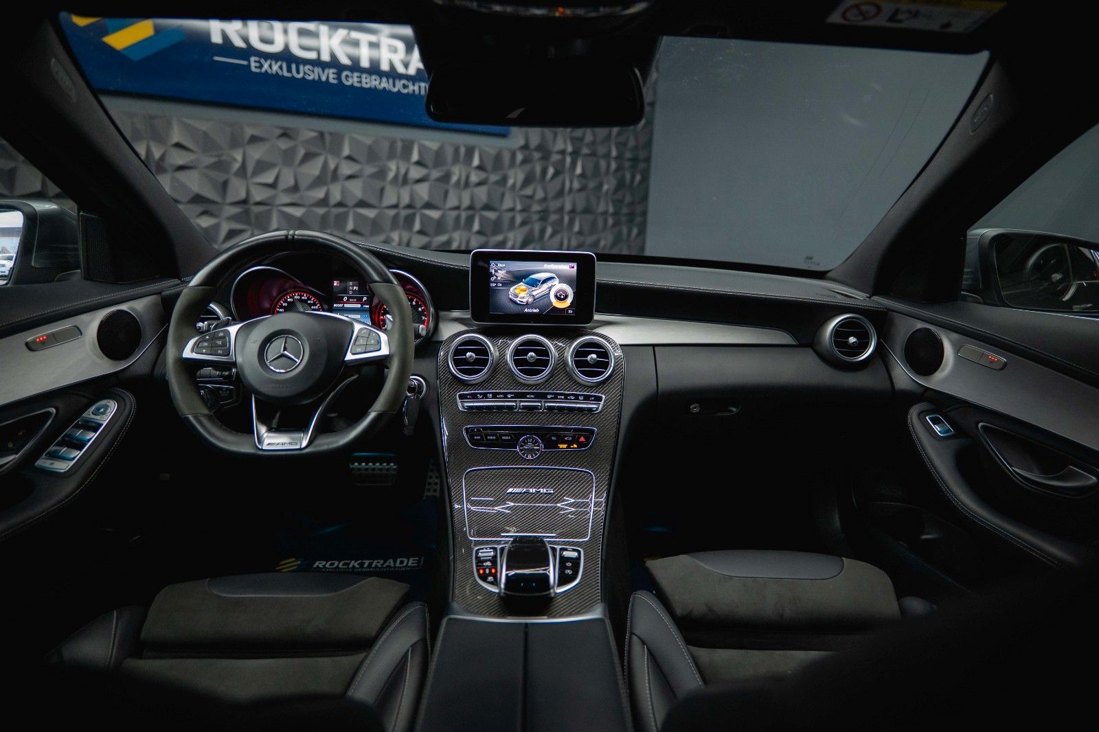 Fahrzeugabbildung Mercedes-Benz C 63 S T AMG Performance Carbon *LED*ACC*Kamera*