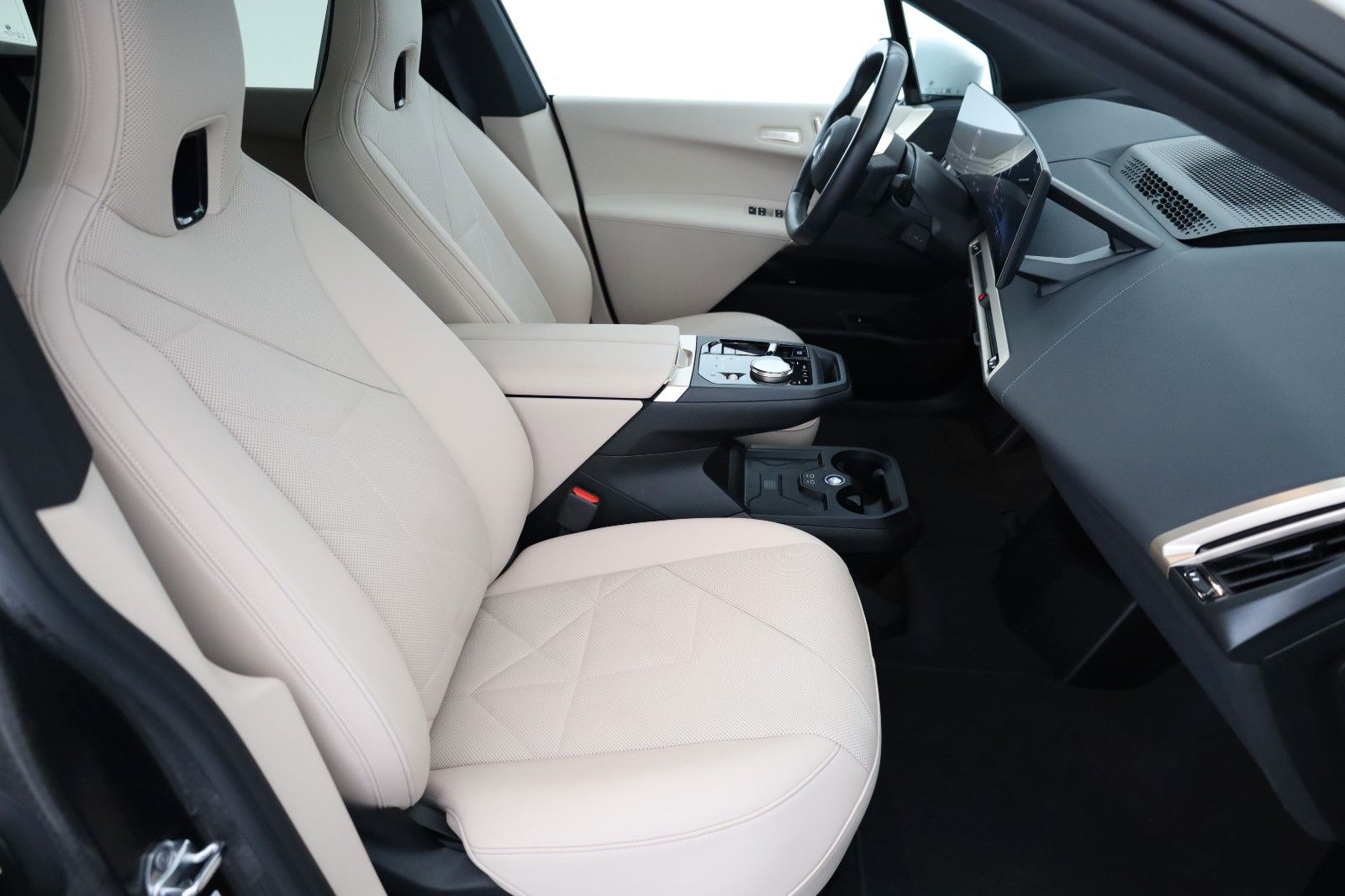 Fahrzeugabbildung BMW iX 50, Wärmekomfort,HUD,Laser,360K.,Pano,AHK,+WR