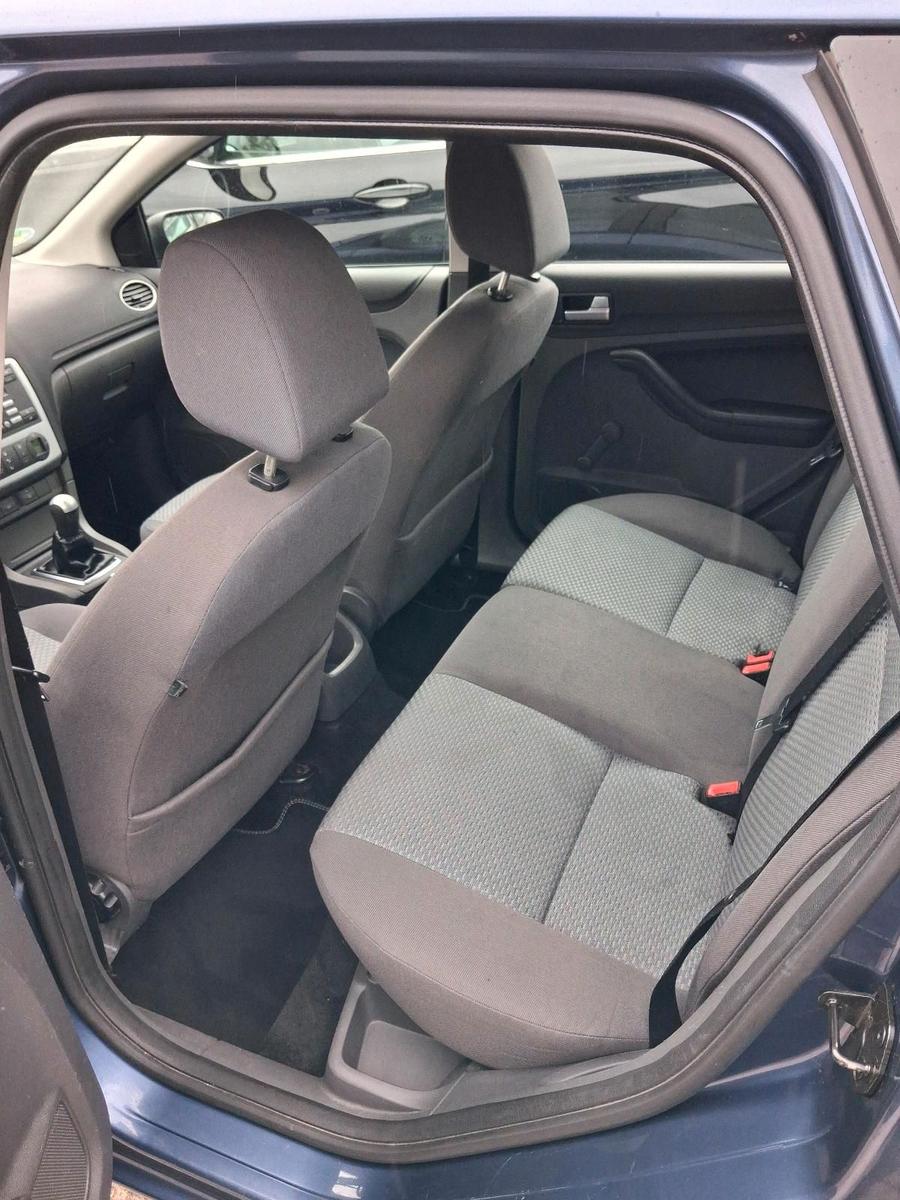 Ford Focus 2007 — photo 5