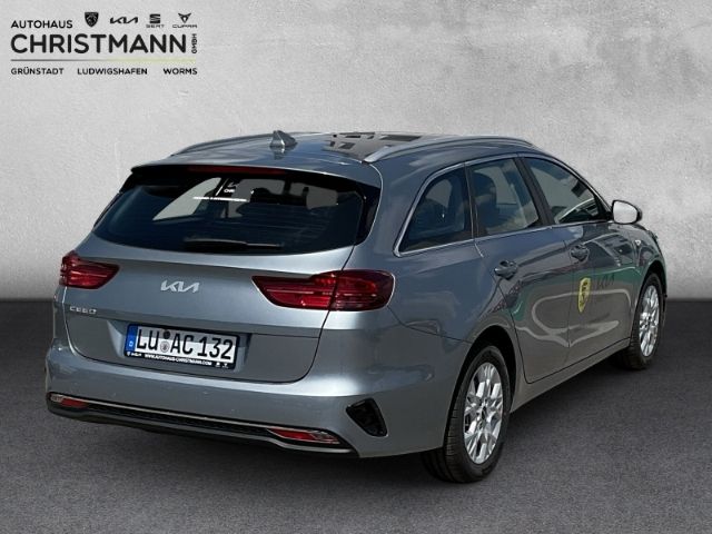 Fahrzeugabbildung Kia Ceed_sw VISION 1.5 T-GDI *KOMFORT-PLUS-PAKET*NAV