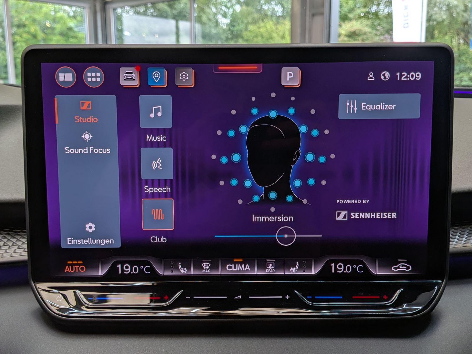 Fahrzeugabbildung CUPRA Terramarr 1.5 eTSI Tribe Sennh Matrix HUD AHK 20