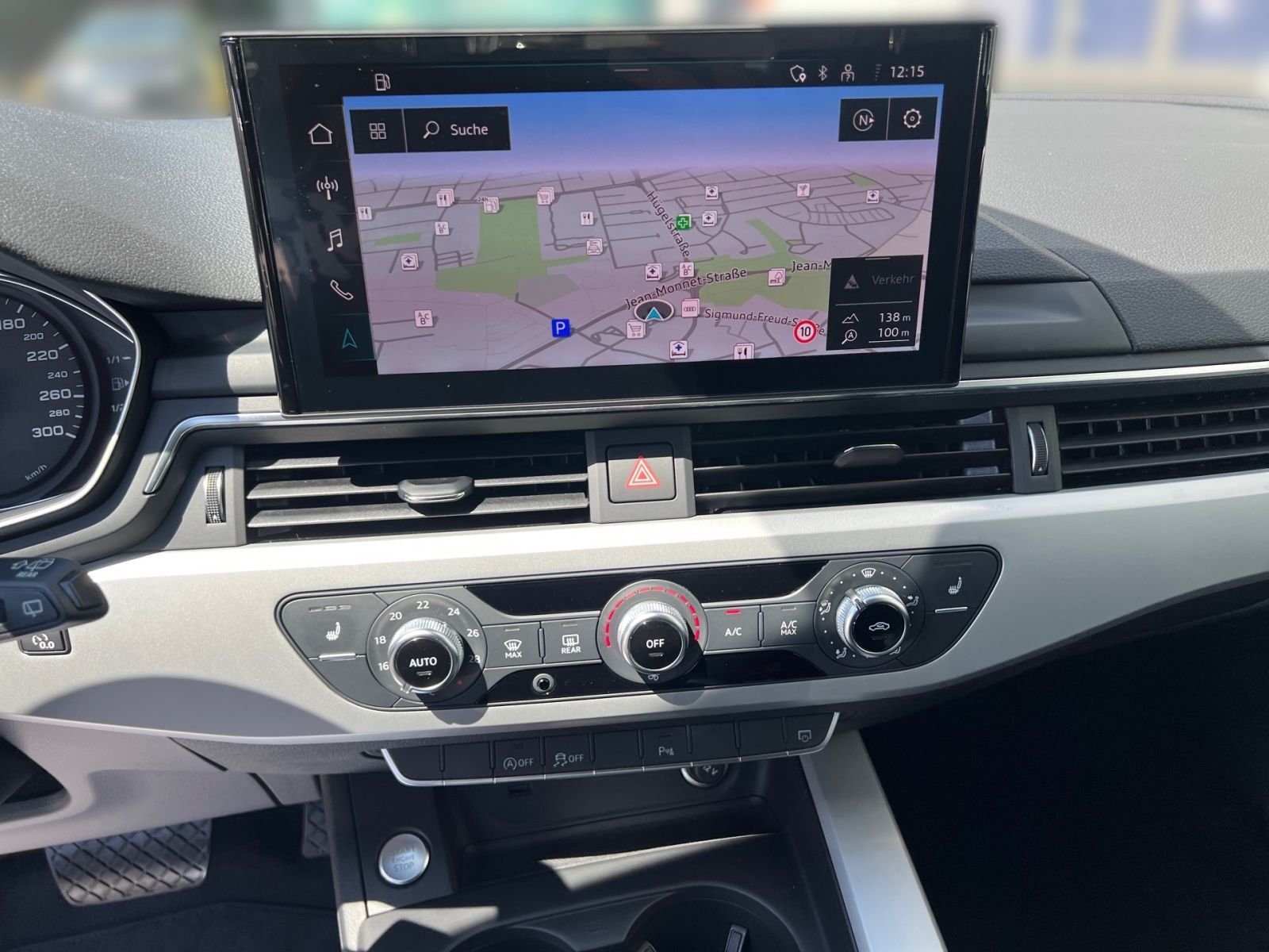 Audi A4 - Bild 11