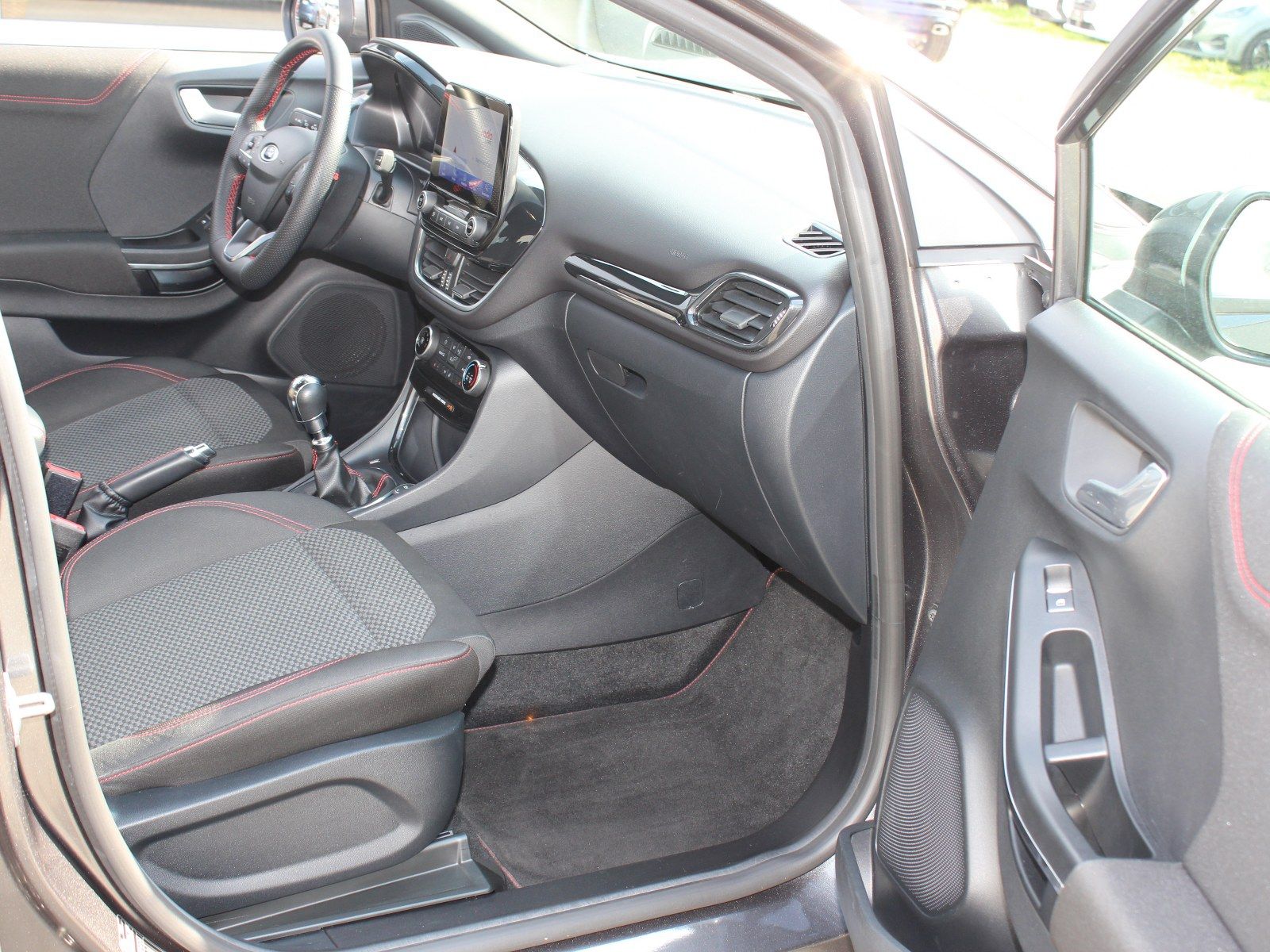 Fahrzeugabbildung Ford Puma ST-Line 1,0 EcoBoost Mild Hybrid