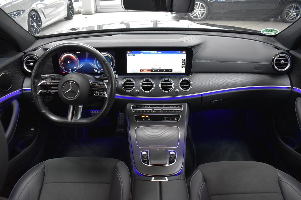Mercedes-Benz E 200 4M AMG NIGHT DISTR KAMERA HUD NETTO 28.200