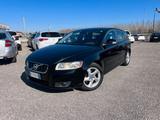 Volvo V50 D2 POLAR - gebrauchte Volvo V50 aus dem Jahr 2011