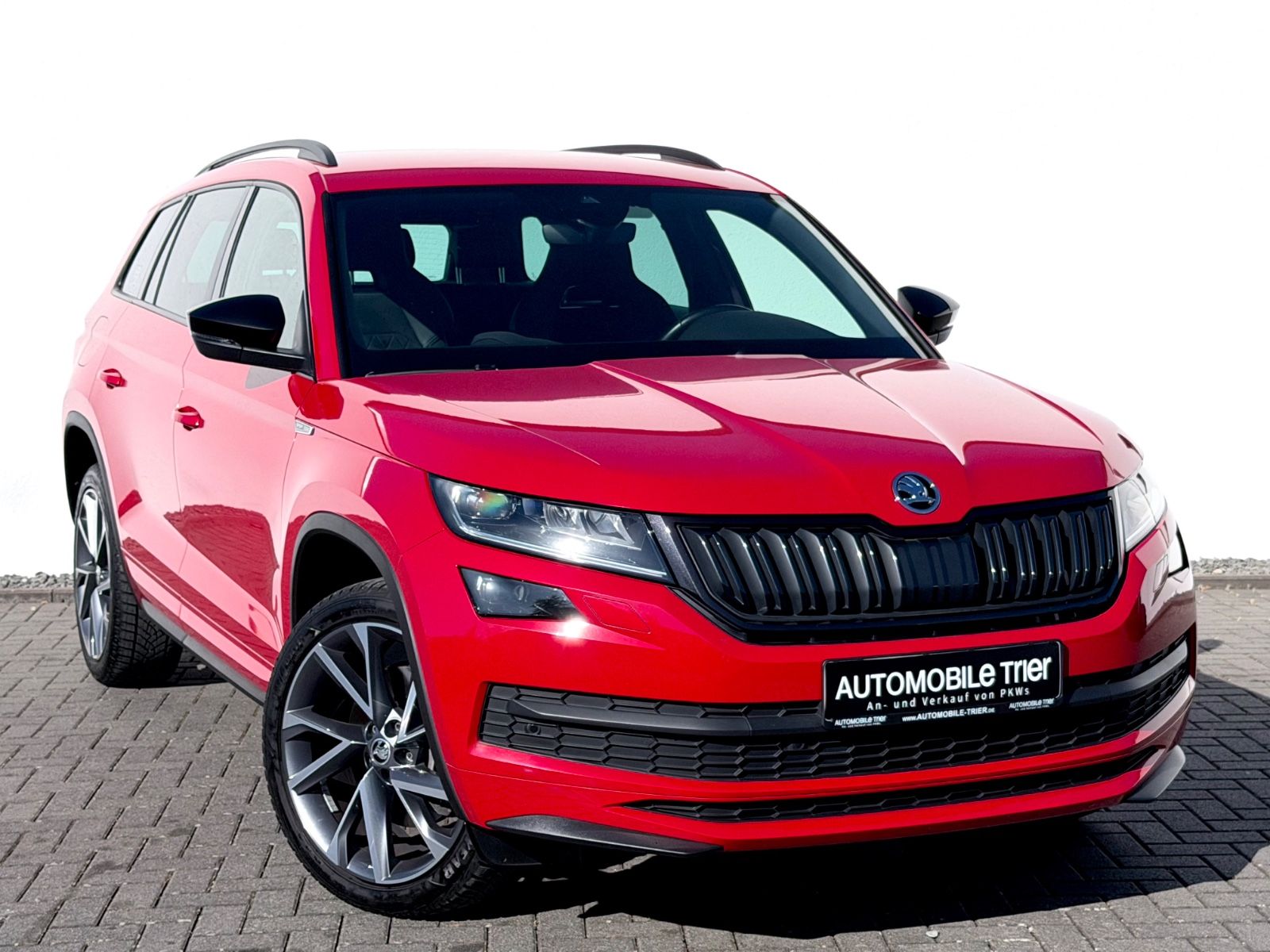 Skoda Kodiaq Sportline 2.0 TSI DSG 4x4 /NAVI/LED/AHK/ foto 3