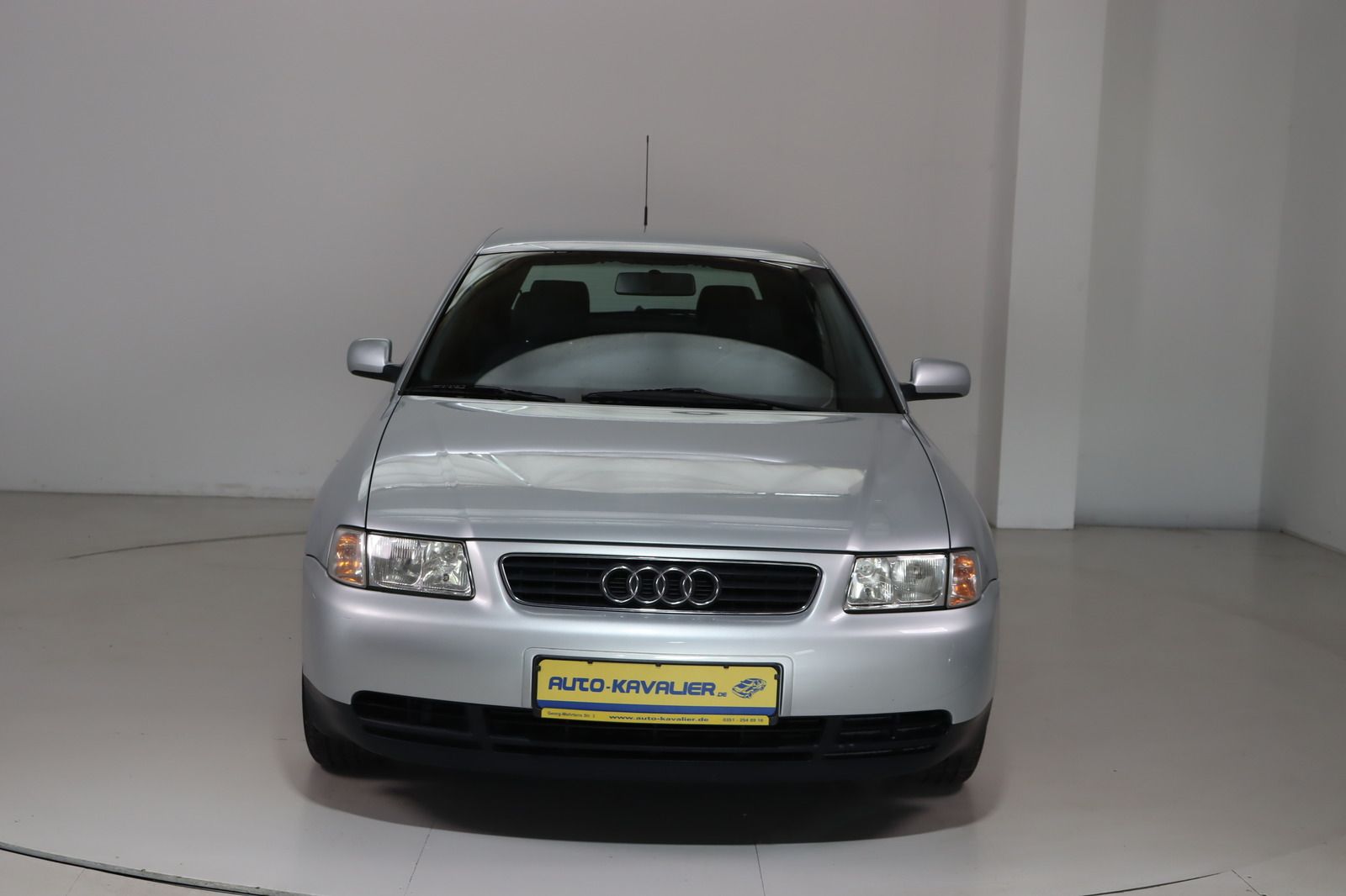 Fahrzeugabbildung Audi A3 1.6 * 1.Hand * HU/AU neu * Klimaaut.