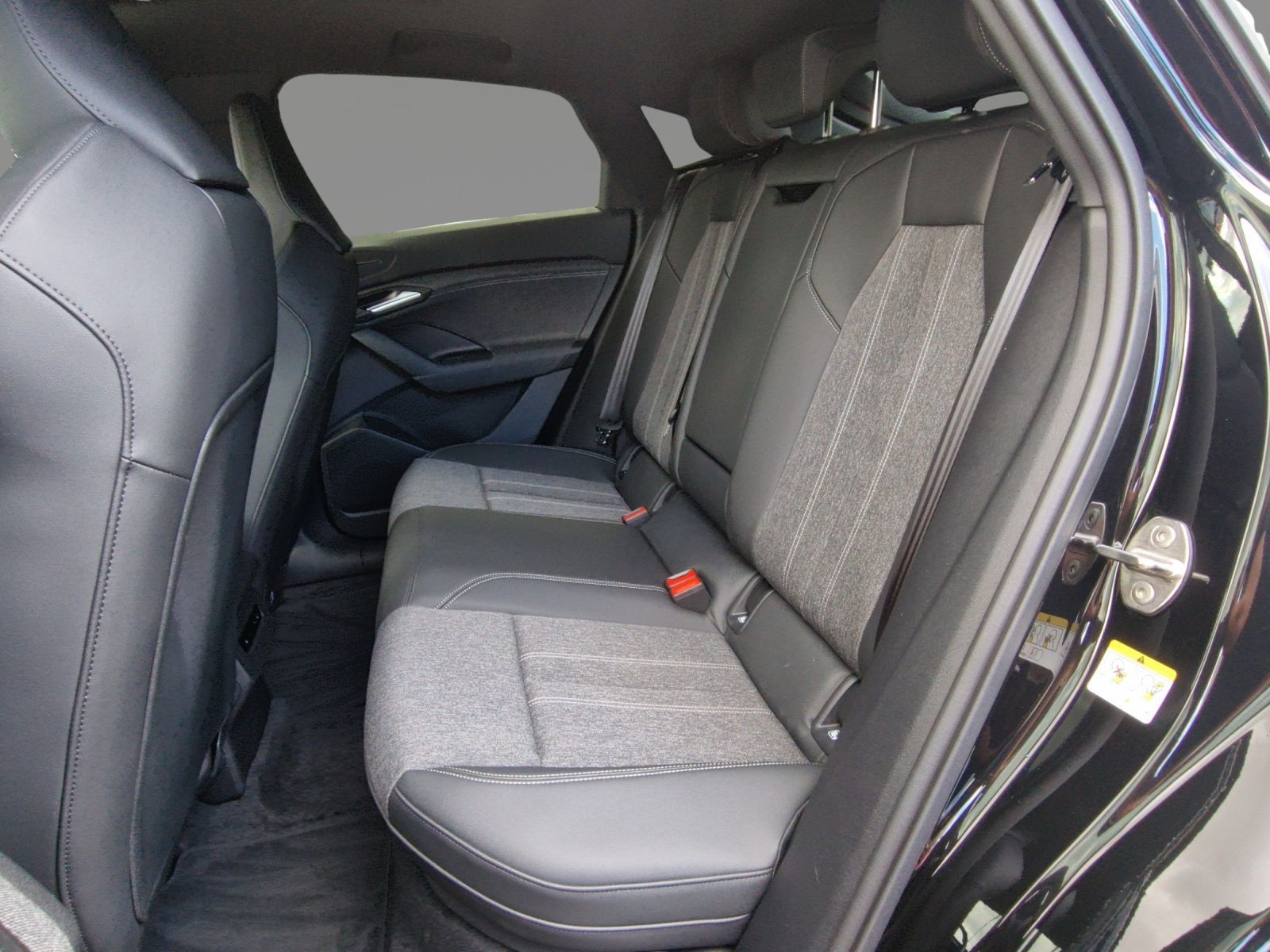 Audi Q6 Sportback S-Line e-tron performance AHK 0,25% foto 9